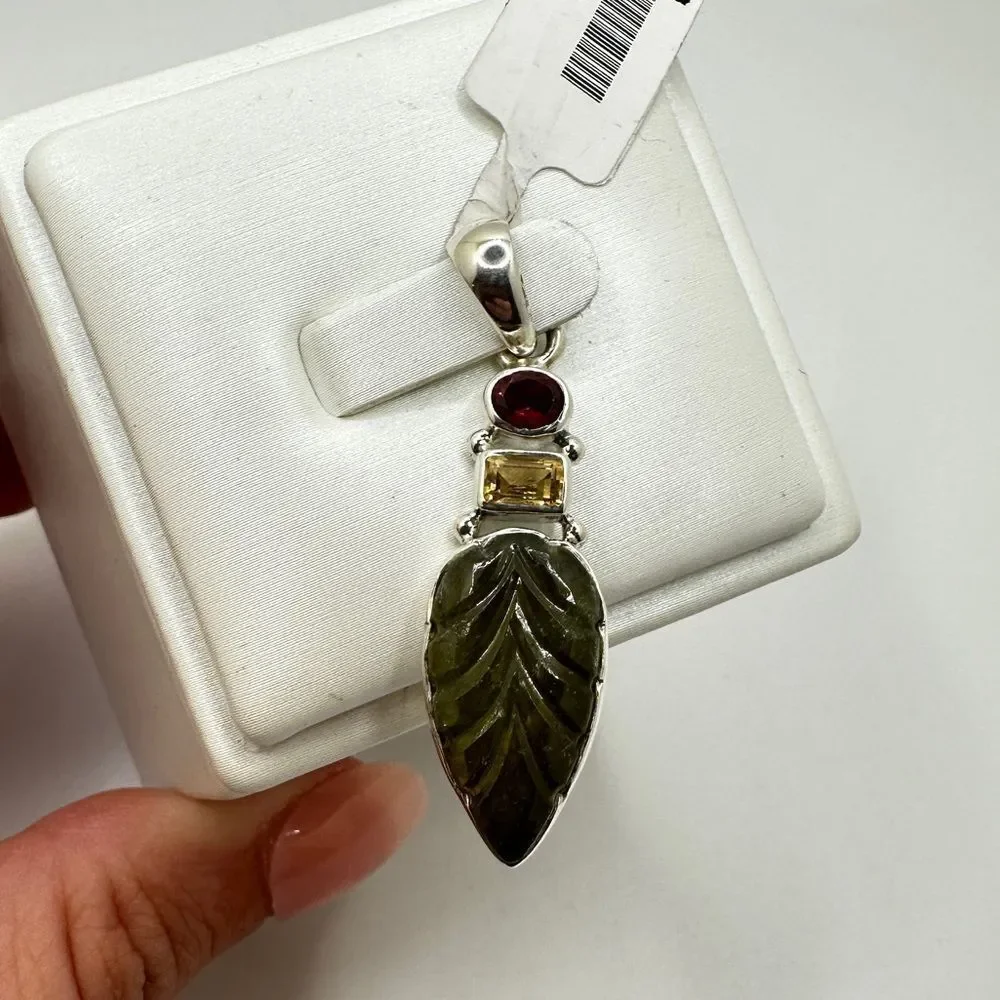 NWT Carved Vesuvianite leaf, faceted garnet/ citrine pendant in sterling silver!